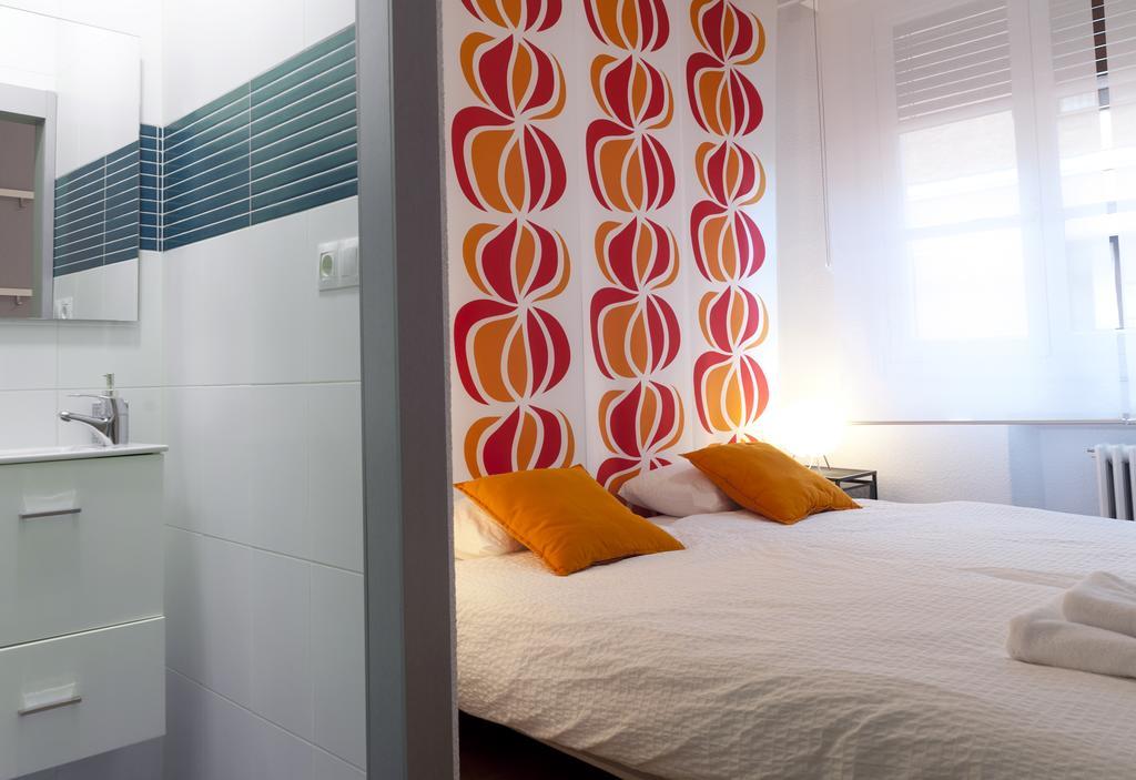 Woohoo Hostal Madrid Szoba fotó